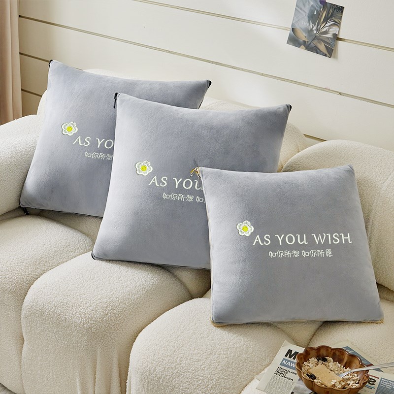 加绒加厚抱枕被刺绣图案两用二合一抱枕车载办公室沙发午睡秋冬