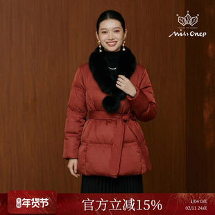 Missonep蝉【冬眠语】圣诞风红色收腰配黑色狐狸毛领羽绒服女冬季