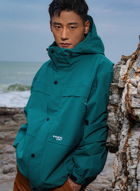INSIDEDOT 冲锋衣三合一男女同款2025秋冬新款情侣外套户外登山服