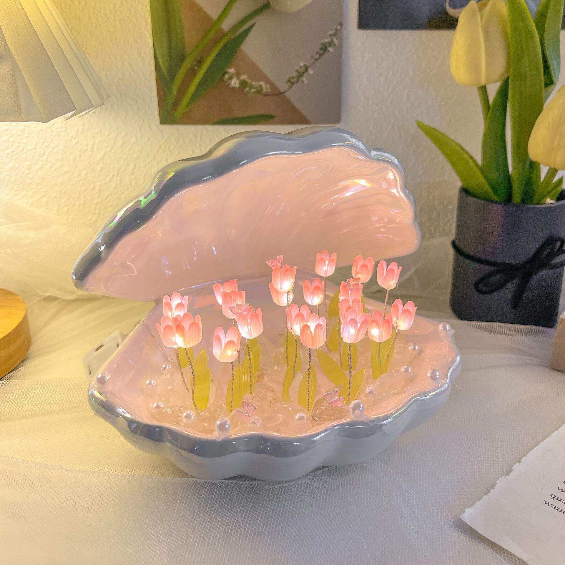 抖音同款手工diy陶瓷贝壳郁金香小夜灯 卧室床头柜氛围灯发光摆件,家居饰品,桌面摆件,淘宝优惠券,粉丝福利购,淘宝优惠卷