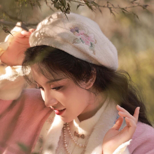 原创新款汉服帽国风刺绣帽子冬季日常百搭帽子古风配饰衣服贝雷帽