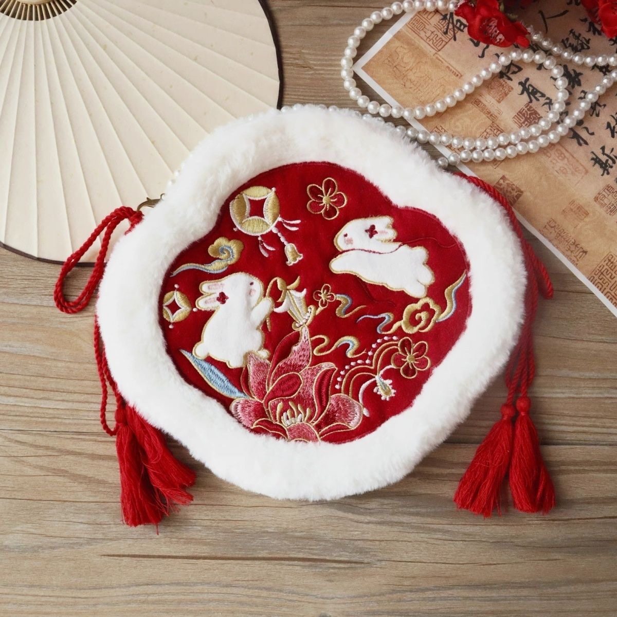 马年汉服包包可爱兔子儿童刺绣斜挎包女新年红色古风包包配饰包包