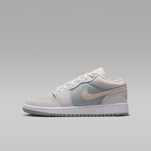 NIKE耐克大童AIR JORDAN 1 LOW SE (GS)运动休闲鞋IO2060-100