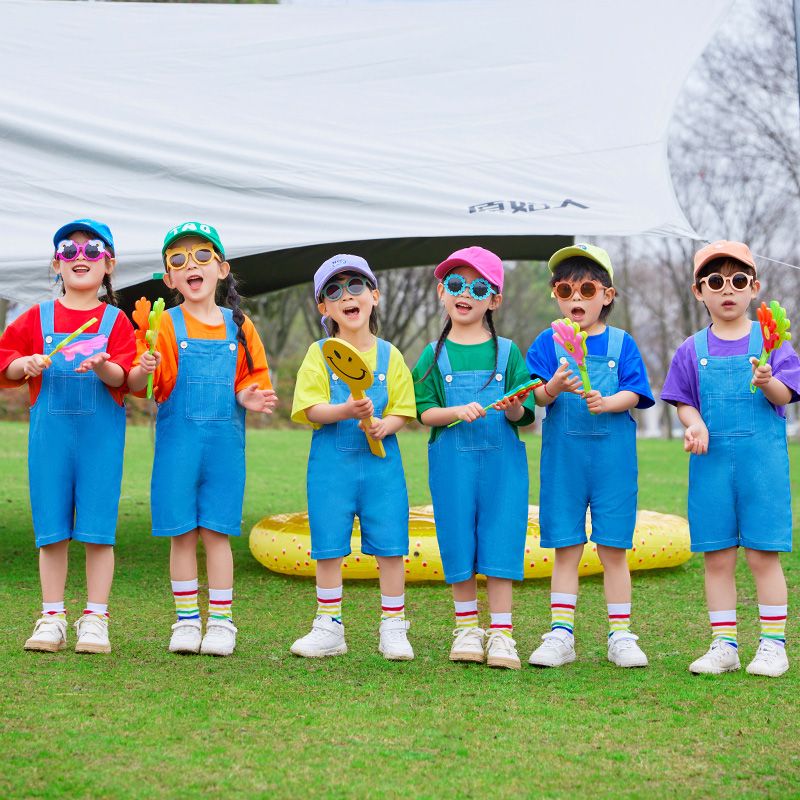 儿童六一演出服幼儿园糖果班服套装小学生舞蹈毕业啦啦队表演服装-封面