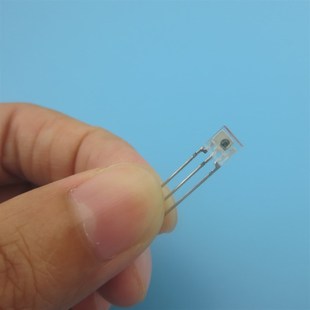 IS0103红外接收管激光接收管传感器激光接收管激光照射时电压为零