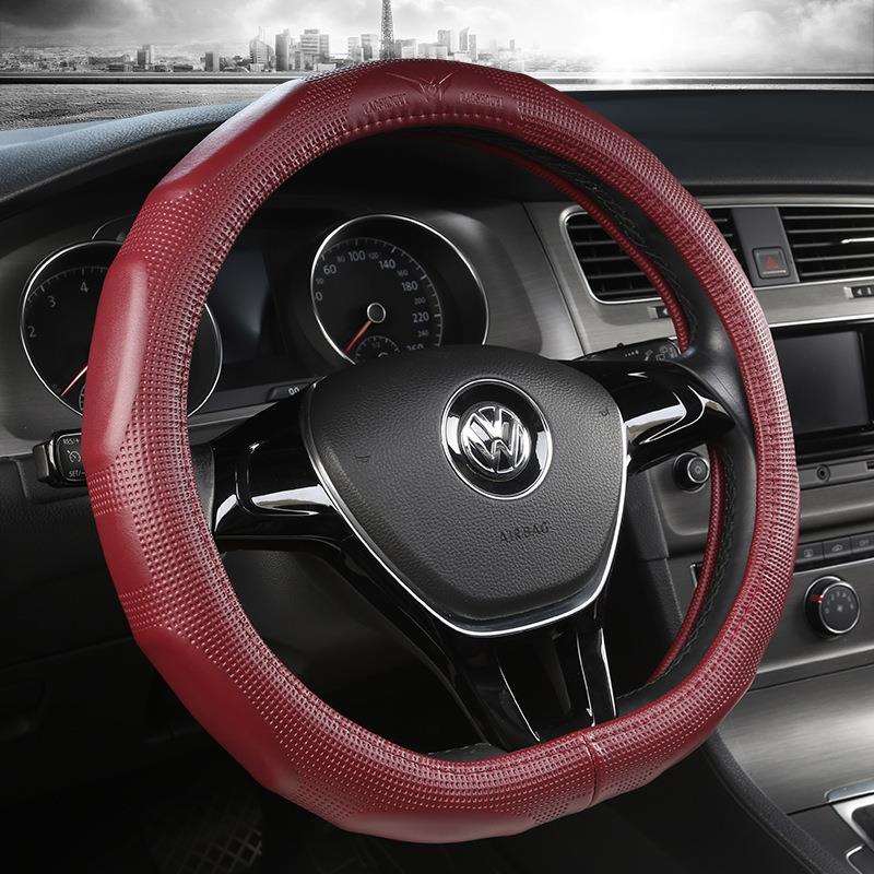 2022年新款汽车方向盘套皮革耐磨防滑车把套男女透气商务车内饰品