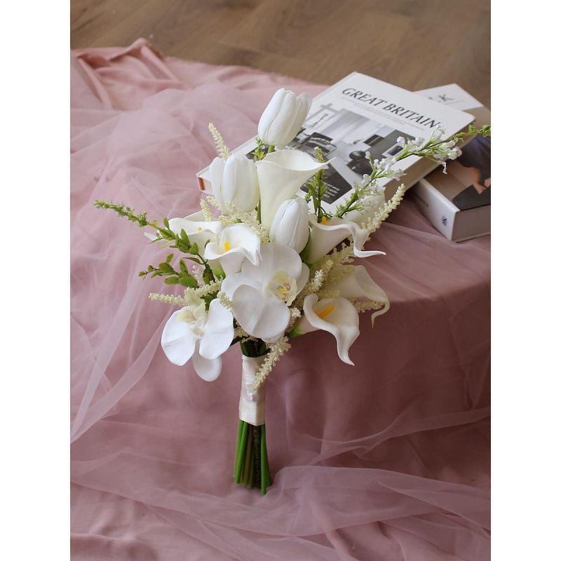 手捧花新娘高级感花假花白色婚礼拍照韩式拍摄道具领证花装饰