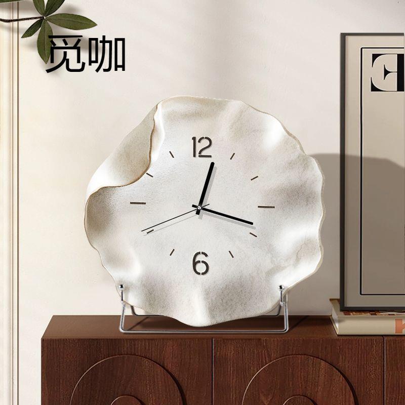高级感桌面时钟摆件客厅玄关座钟式创意摆台新款简约现代静音钟表