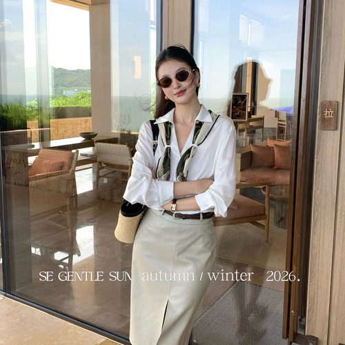 SE GENTLE SUN-系风情简约通勤宽松上衣衬衫(配可拆卸丝巾)89928