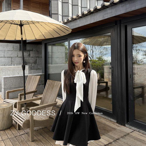 ZY GODDESS-工珍珠蝴蝶结领气质拼接假两件连衣裙（）89095