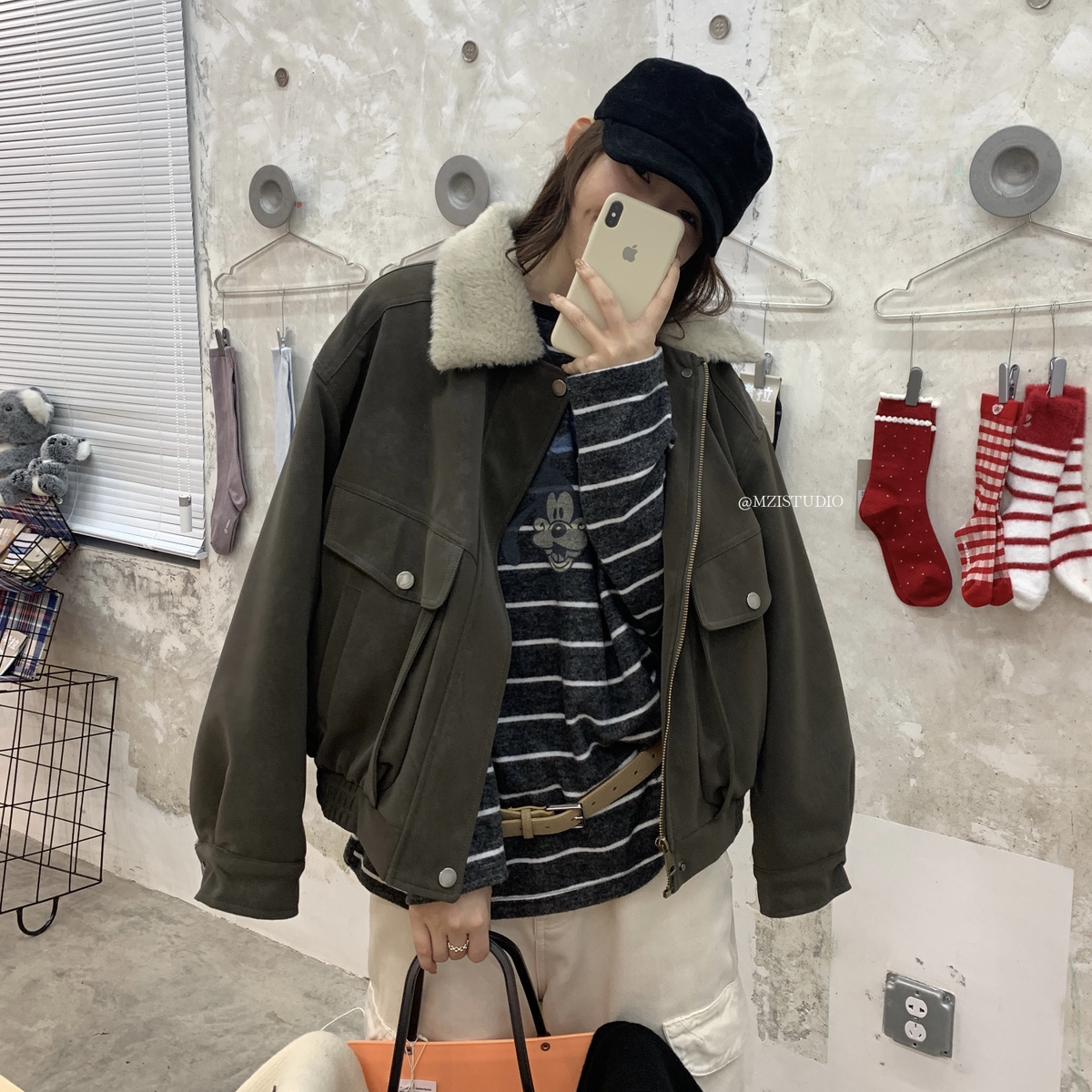 MZI STUDIO-率性派克大毛领拼色气质高级感正肩不漏风保暖短外套