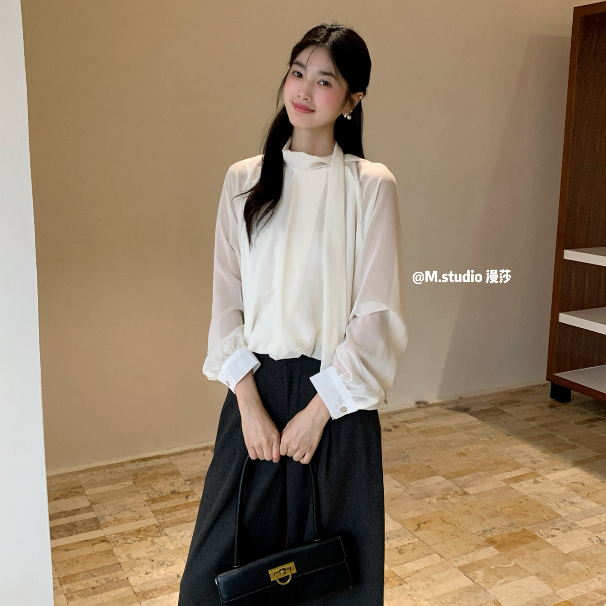 MSTUDIO漫莎-罗恩艺术馆极简气质温柔飘带小衫