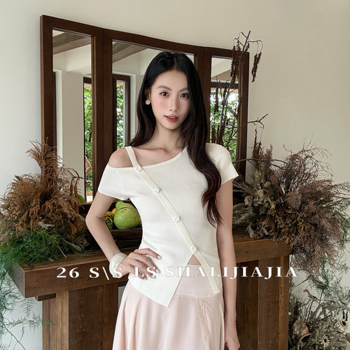 LS-白标26夏上新韩系ins风斜排扣设计日常通勤显瘦收腰小衫60095.