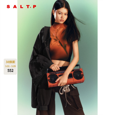 SALT.P可颜辣妹风数码印花半高领修身T恤女2026春新款AC36170050