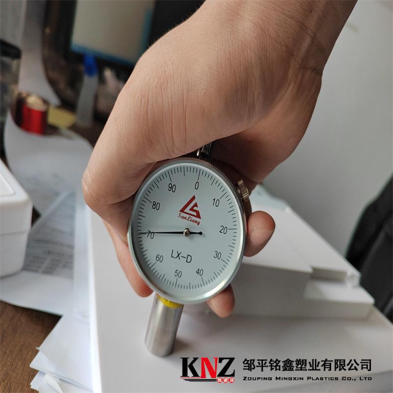 黑色结雪弗板安迪板pvc发泡板高密度pvcpvc皮发泡塑料板承重垫板