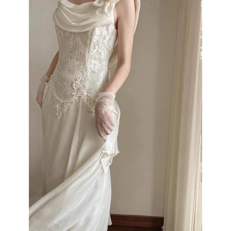 新品高级感小众轻婚纱女新娘结婚晨袍白色蕾丝连衣裙生日订婚领证