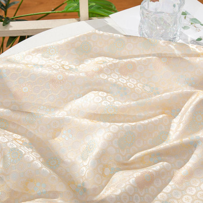 中国风书画龟背春菊老钱风仿宋锦面料包装锦盒提花装裱新中式女装