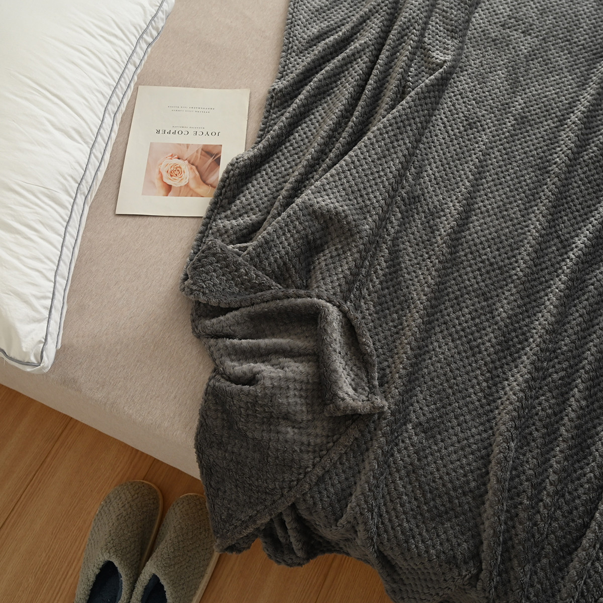 58c1特 暖纯色 双人床床单 法兰绒玉米粒被窝盖毯毛毯 沙发毯子