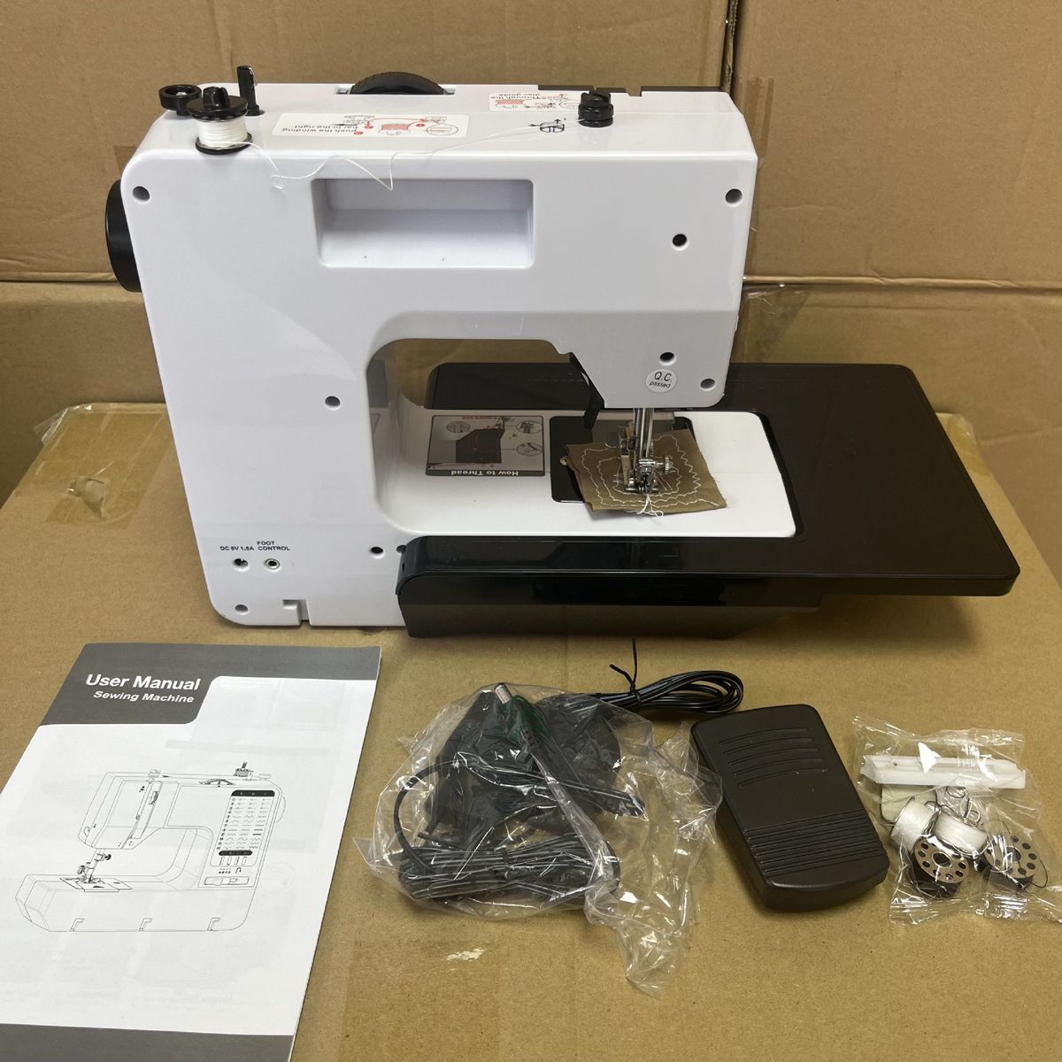 738缝纫机家用台式电动迷你全自动缝衣机锁边机衣车