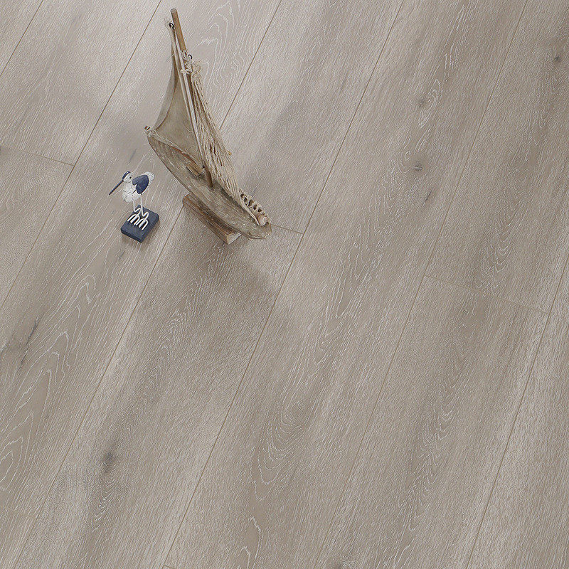 12mm家用强化复合木地板耐磨级e1防潮复合地板简欧风格强化地板