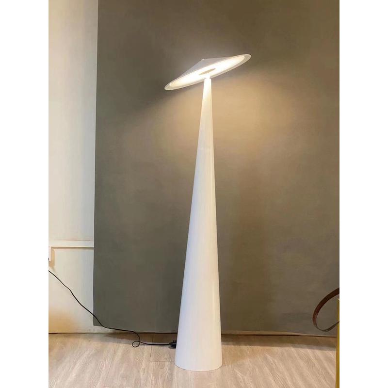 式蘑菇伞形落地灯北欧客厅个性意式地灯卧室书房沙发边立新款灯