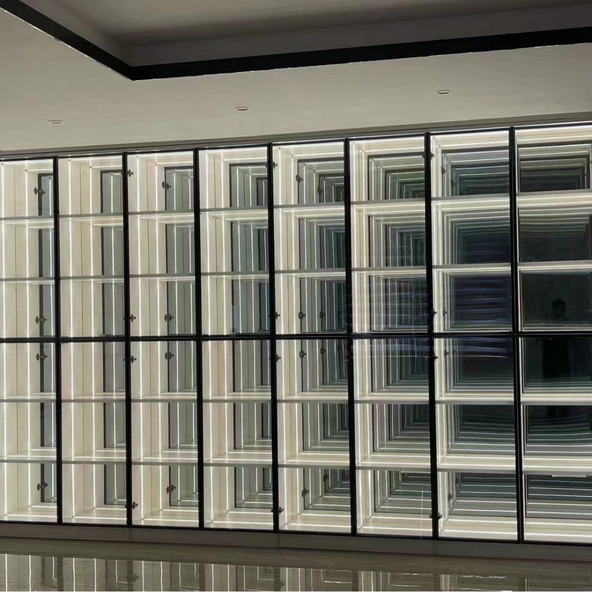 千层led深渊镜灯箱隧道镜3d广告牌背景墙定制网红霓虹墙打卡灯柜