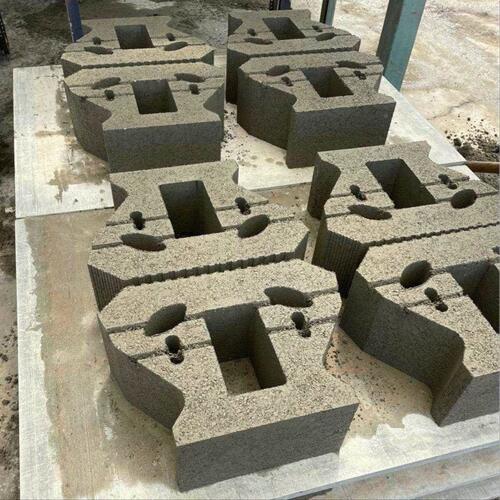 自嵌式挡土块波纹面混凝土河道水利驳岸园林景观生态砌块植生挡墙