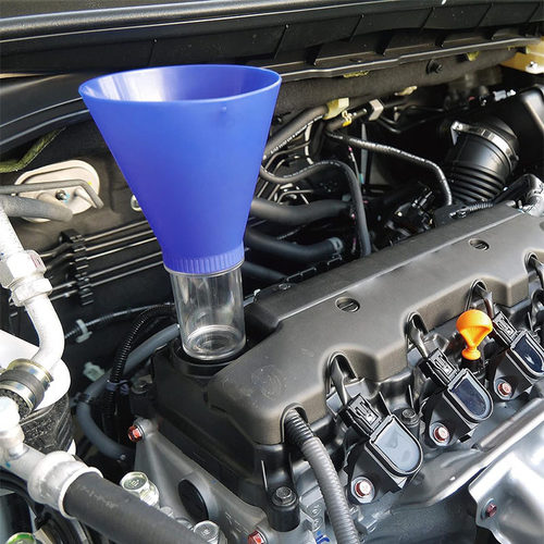 汽车发动机机油注油漏斗不溢油带螺纹适用丰田起亚现代等汽车