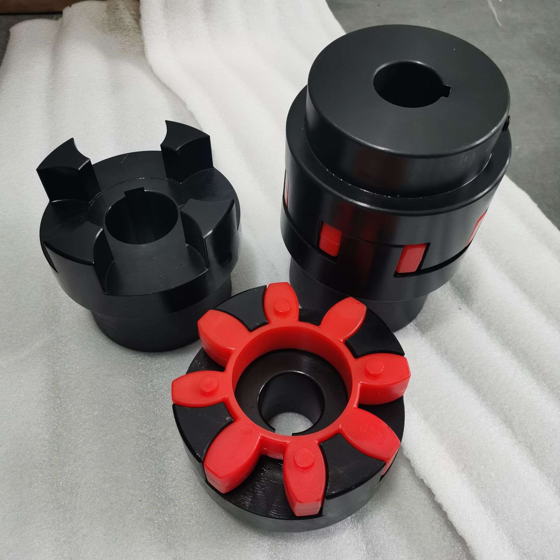 星型弹性垫传动轴XL弹性星形联轴器电机靠背轮LX