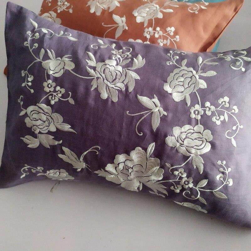 纯亚麻满工绣花腰枕抱枕35x50cm刺绣沙发套汽车