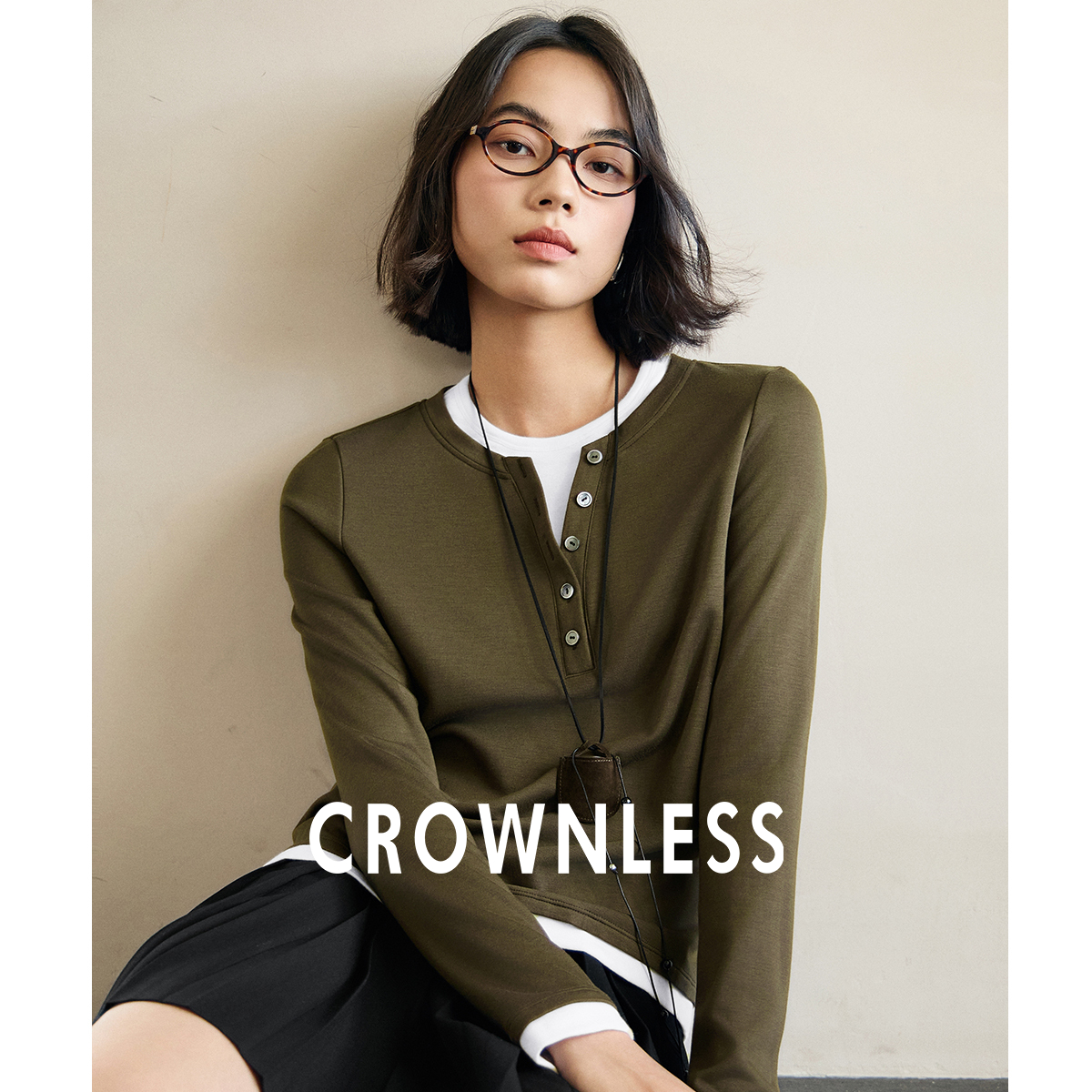 羊毛针织假两件拼色亨利领T恤