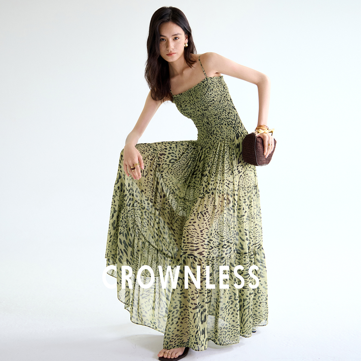 法式复古印花打揽吊带连衣裙