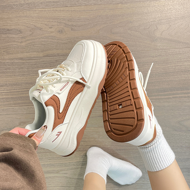 回力厚底大头面包鞋女轻便百搭