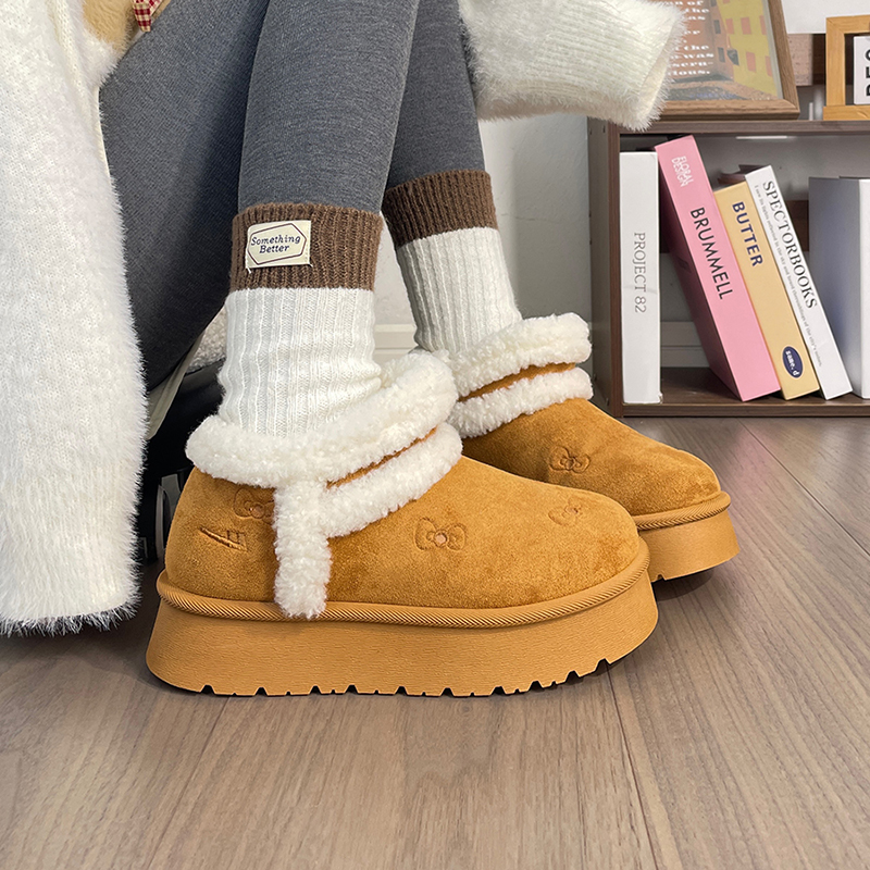 可爱短筒保暖防滑复古加绒时尚