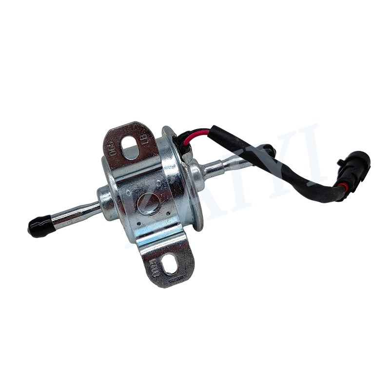 挖机洋马4TNV84/84T/88/4TNV94L/98电子燃油泵小黑插12V/24V