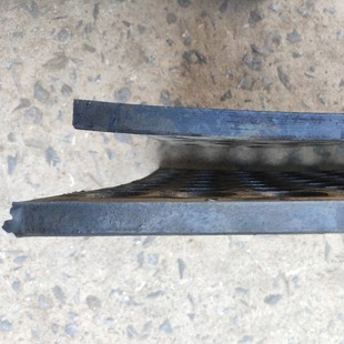 热销抛丸机配件吊钩抛丸机橡胶漏砂板喷砂机械配件耐磨漏砂板