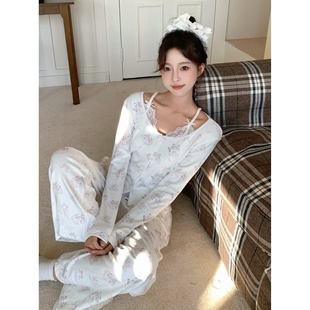 原创秋冬甜美风卡通家居服少女感睡衣可爱印花海岛绒家居服可外穿
