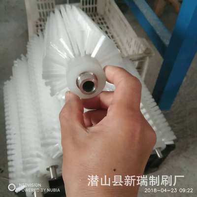 工业毛刷辊滚筒刷玻璃清洗机钢丝除尘毛刷辊水果机机械尼龙刷