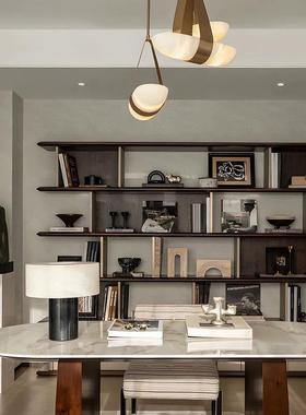 八度空间样板房书房电视柜背景墙黄色石灰华装饰盒书柜现代装饰饰