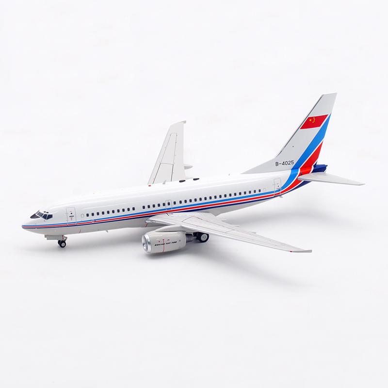 AV飞机模型AV2105中国空军B-4025图片