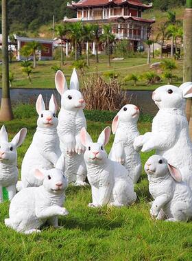 户外景区草坪玻璃钢仿真兔子摆件落地花园装饰庭院幼儿园动物雕塑