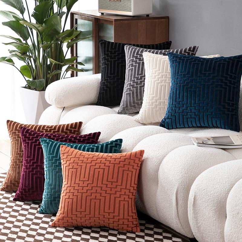 中式创意ins风立体割绒抱枕别墅天鹅绒靠垫丝绒沙发套迷宫抱枕套