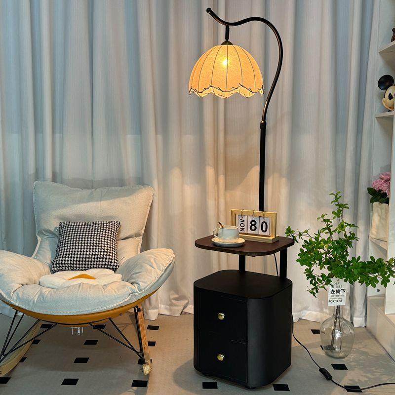 法式床头柜落地灯实木置物架一体立式台灯中古风卧室氛围茶几灯具