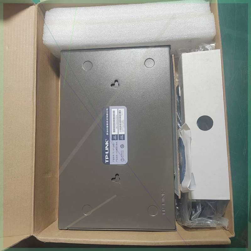 【议价】.8口楼道交换机TP-其它元器件