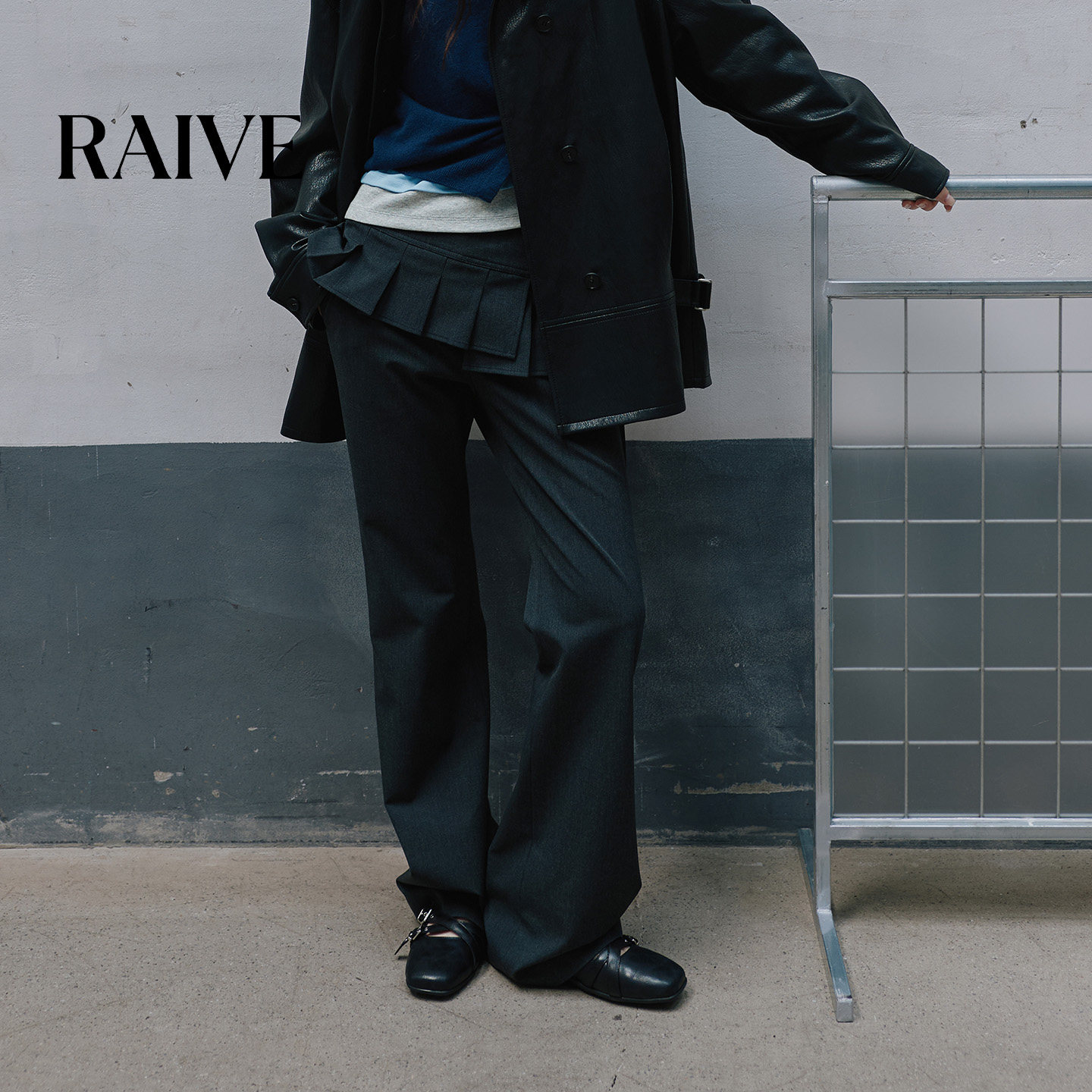 RAIVE韩系假两件屁帘长裤图片