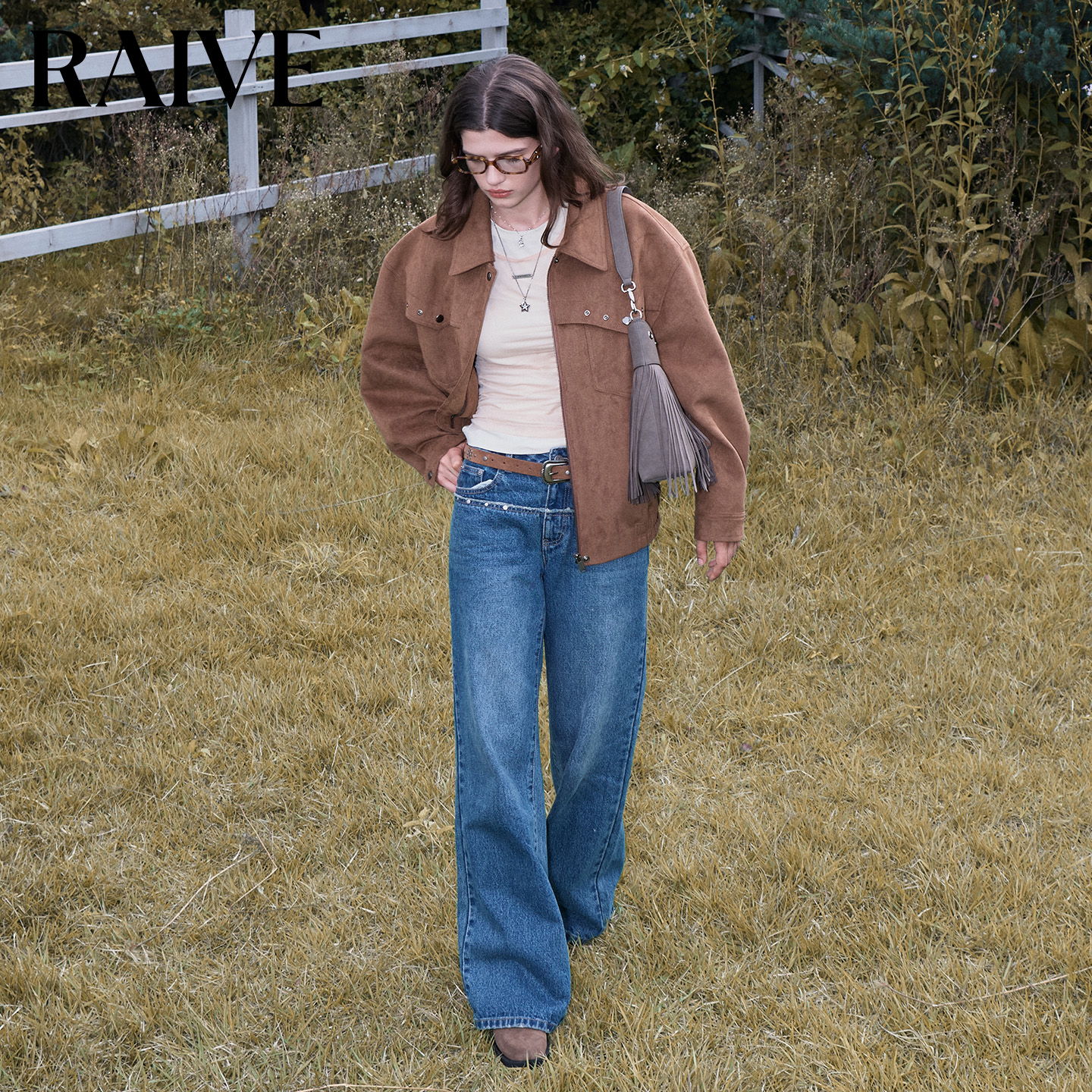 RAIVE层次感磨边设计牛仔裤