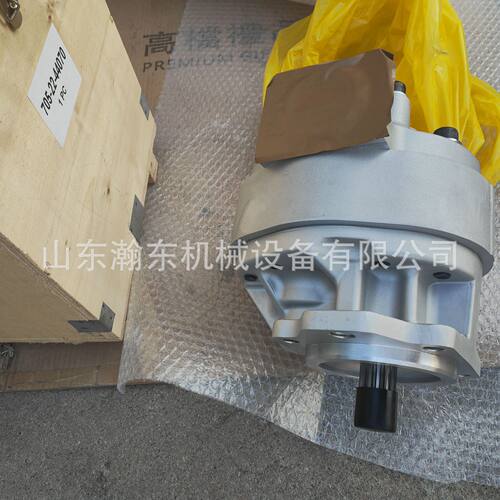 装载机 WA500-3 齿轮泵 705-22-44070