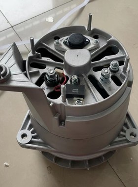 华柴6M1015道依茨发电n机JFZ29118发电机01182159KZ8211-70发电机