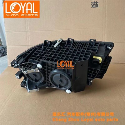 P450 大灯前照灯 头灯适用于斯堪尼亚卡车泵车2414343U 2414344