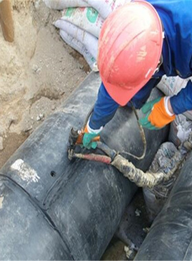 新聚氨酯保温无缝钢管DN50 65 80 100 125 1J50 219 250 300供热